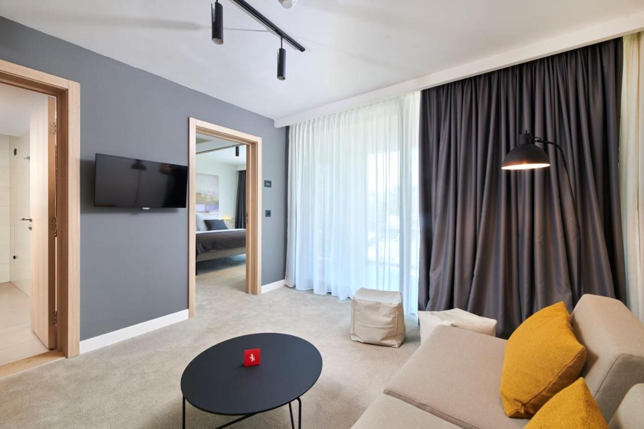 Hotel Park Plava Laguna 波雷奇 外观 照片