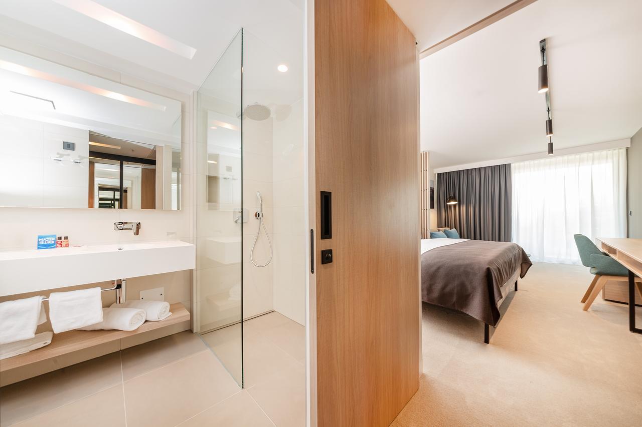 Hotel Park Plava Laguna 波雷奇 外观 照片