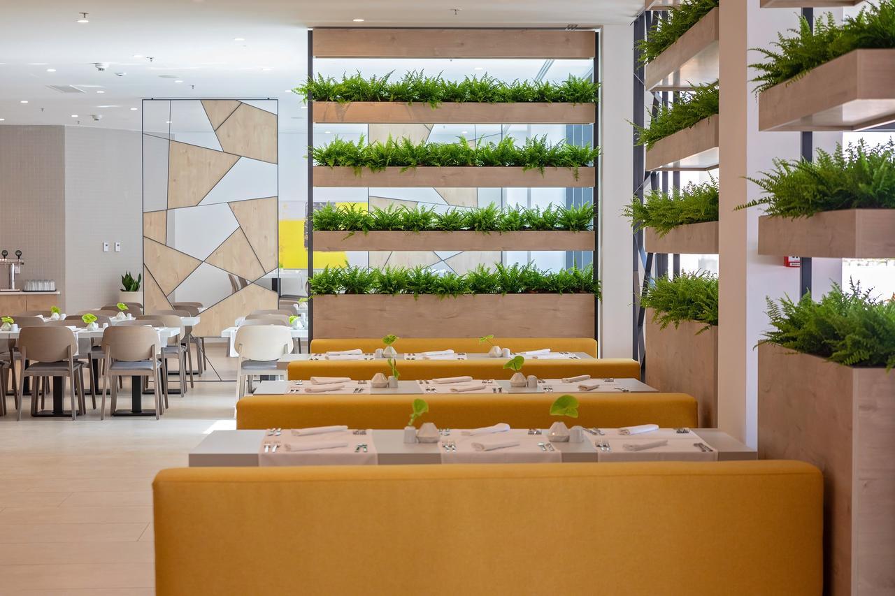 Hotel Park Plava Laguna 波雷奇 外观 照片
