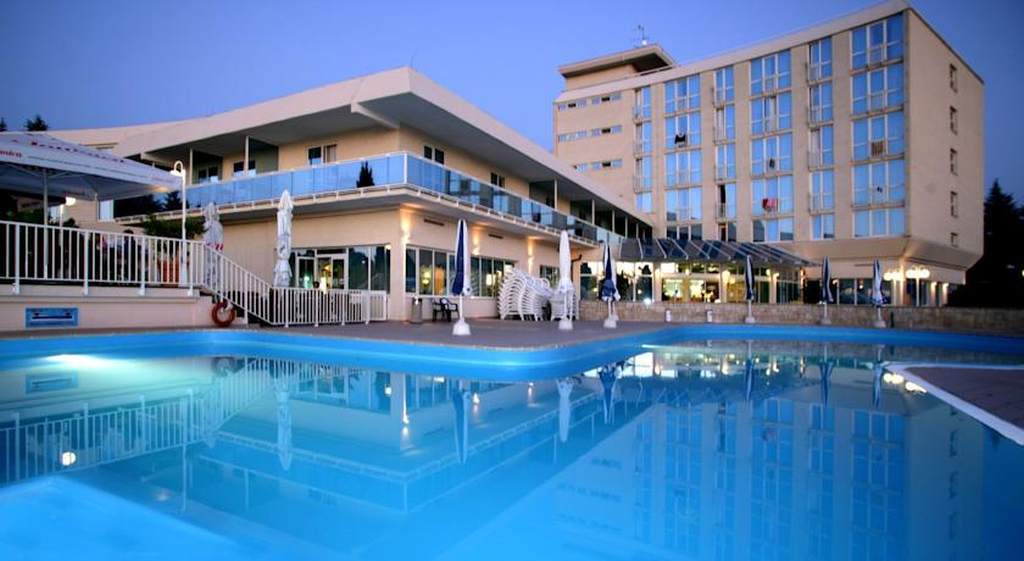 Hotel Park Plava Laguna 波雷奇 外观 照片